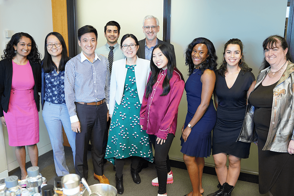 02_APAHM072011024x682