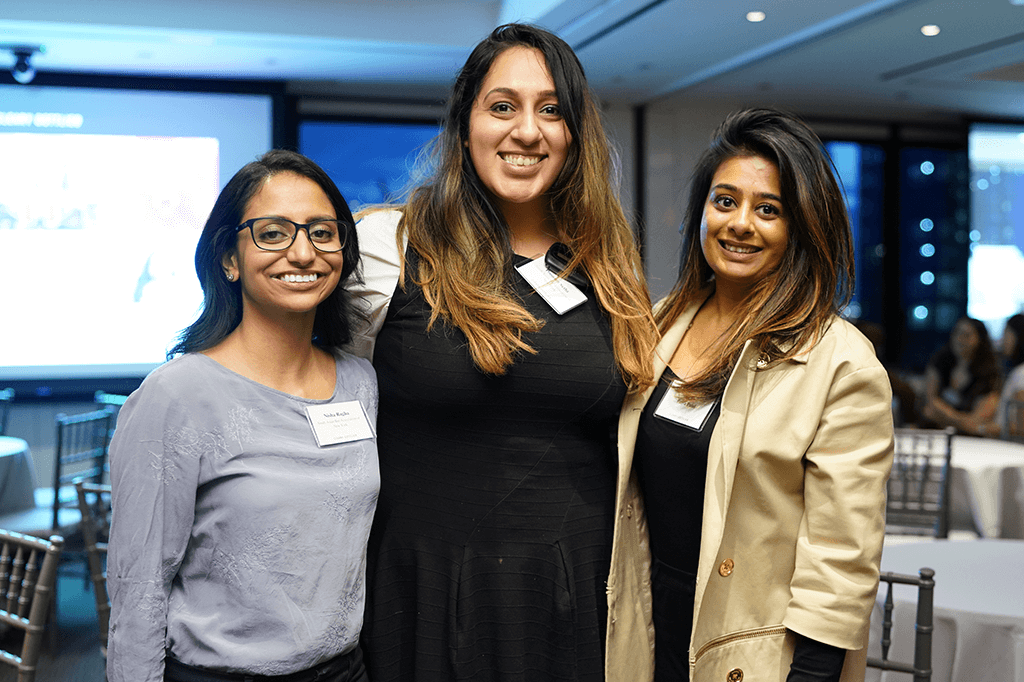 14_APAHM079001024x682