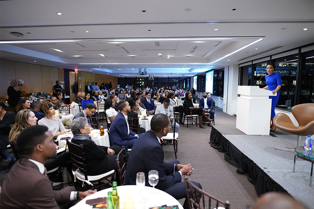 AngelaRyeatCleary00434_1024x682