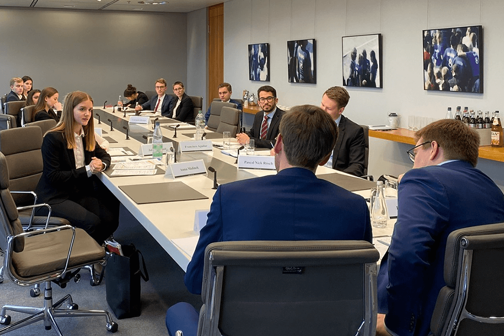 20021805GermanMootCourt18161024x682